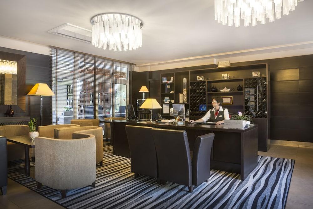 באסקה Valamar Atrium Residence מראה חיצוני תמונה