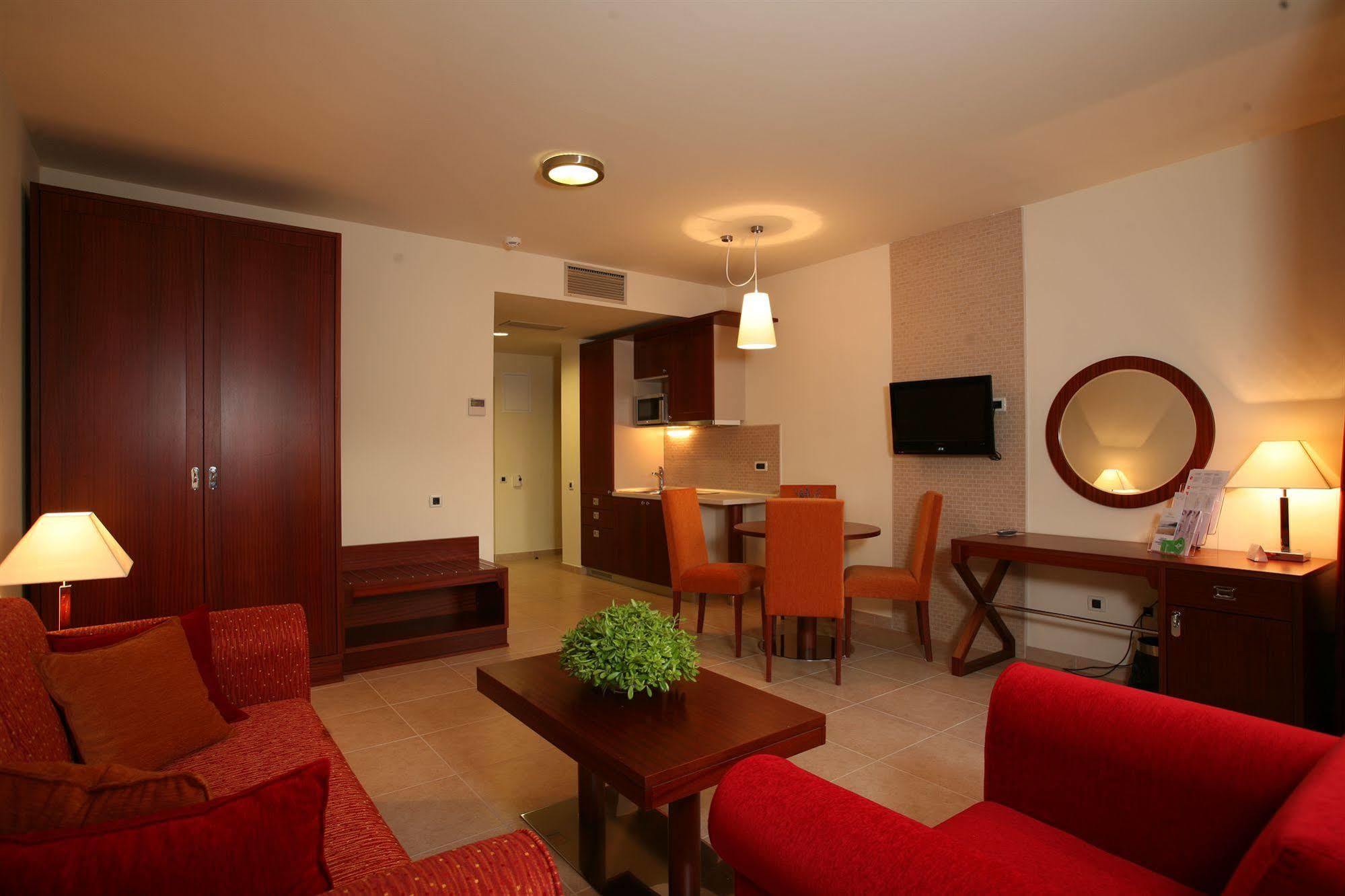 באסקה Valamar Atrium Residence מראה חיצוני תמונה